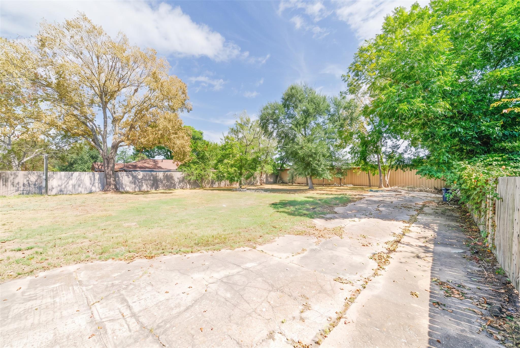 14807 Wagon Trail Road