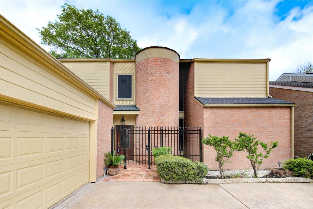Photo of 1119 Forest Home Drive, Houston, TX 77077 (MLS # 86498885)