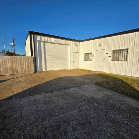 215 Fresa Road Pasadena TX 77502