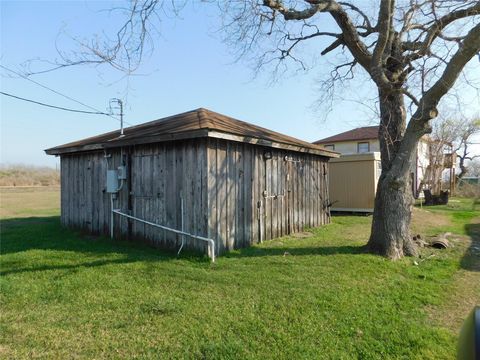 Homes For Sale - 266 1st Street<br/> Port Lavaca, TX 77979