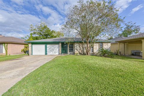 Photo of 722 Stonyridge Street, Channelview, TX 77530 (MLS # 16079009)