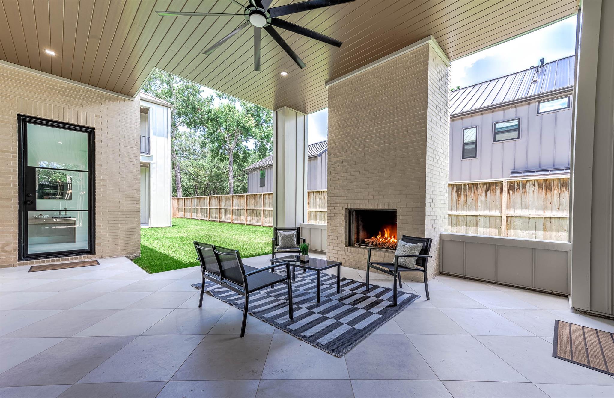 408 W 30th Street