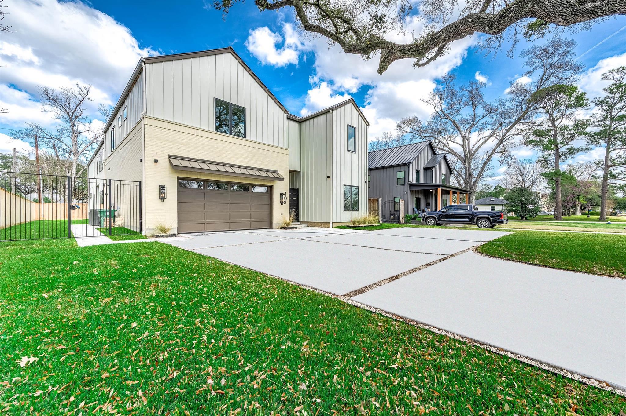 408 W 30th Street