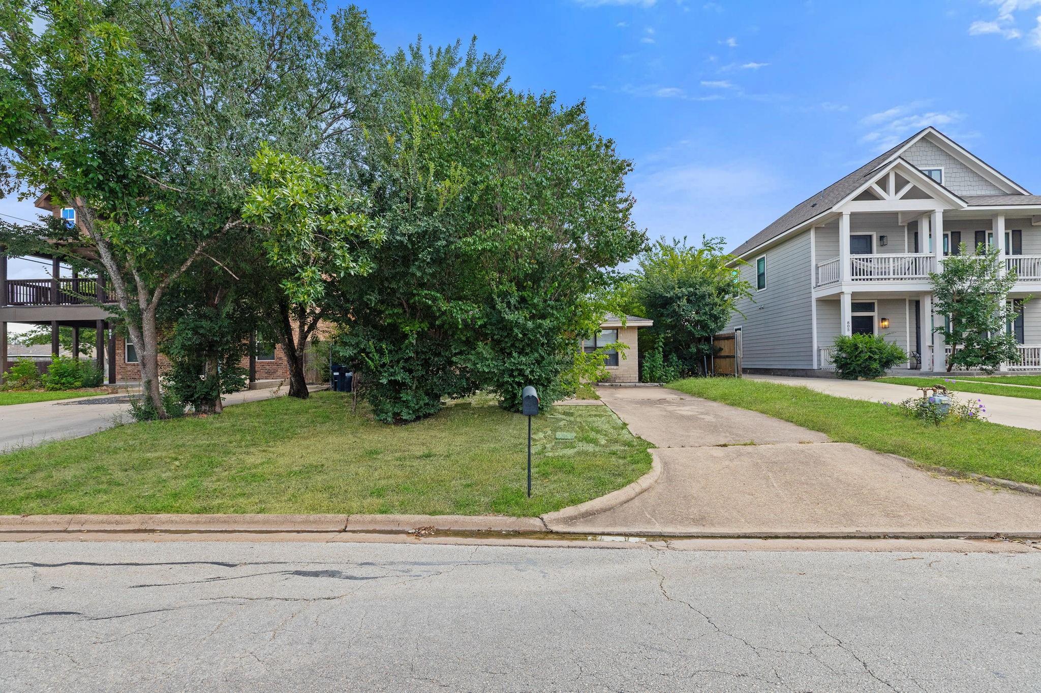 803 Fairview Avenue