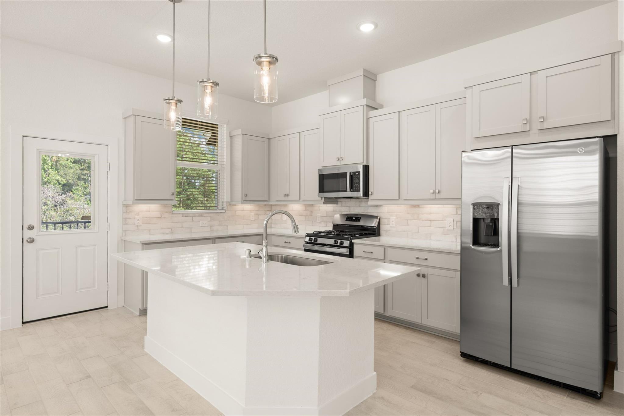 548 Red Cascade Trail