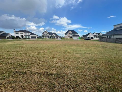 Photo of 4812 Lost Creek Lane, League City, TX 77573 (MLS # 15784538)