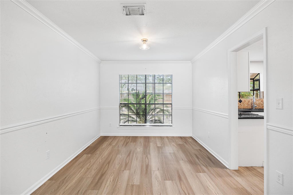 Photo of 3806 Forest Village Drive, Houston, TX 77339 (MLS # 79191754)