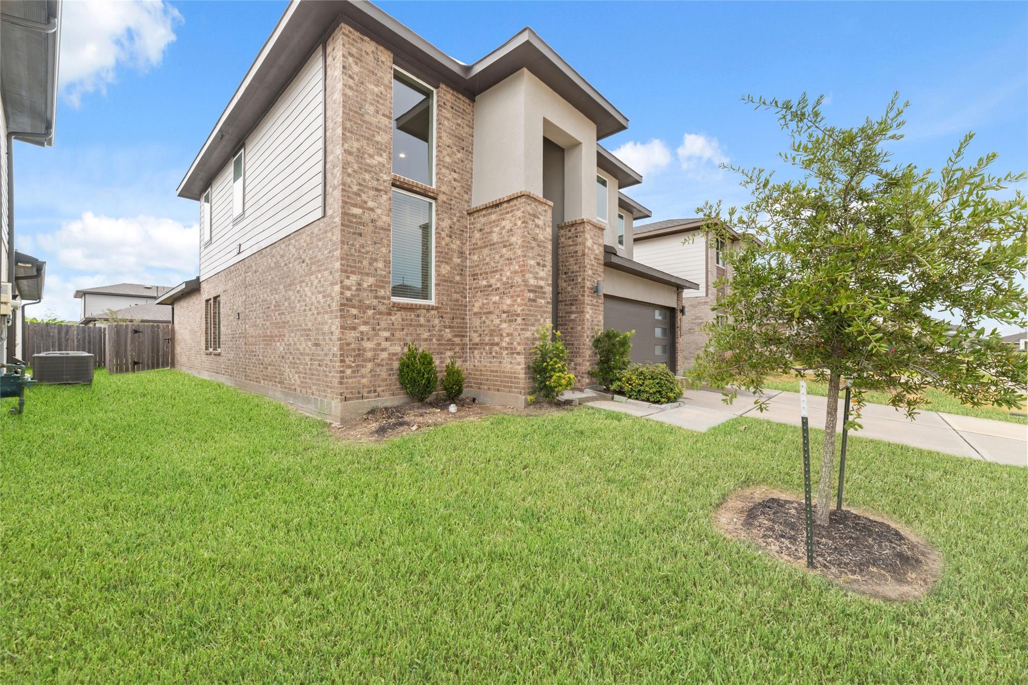 19034 Derrington Manor Lane