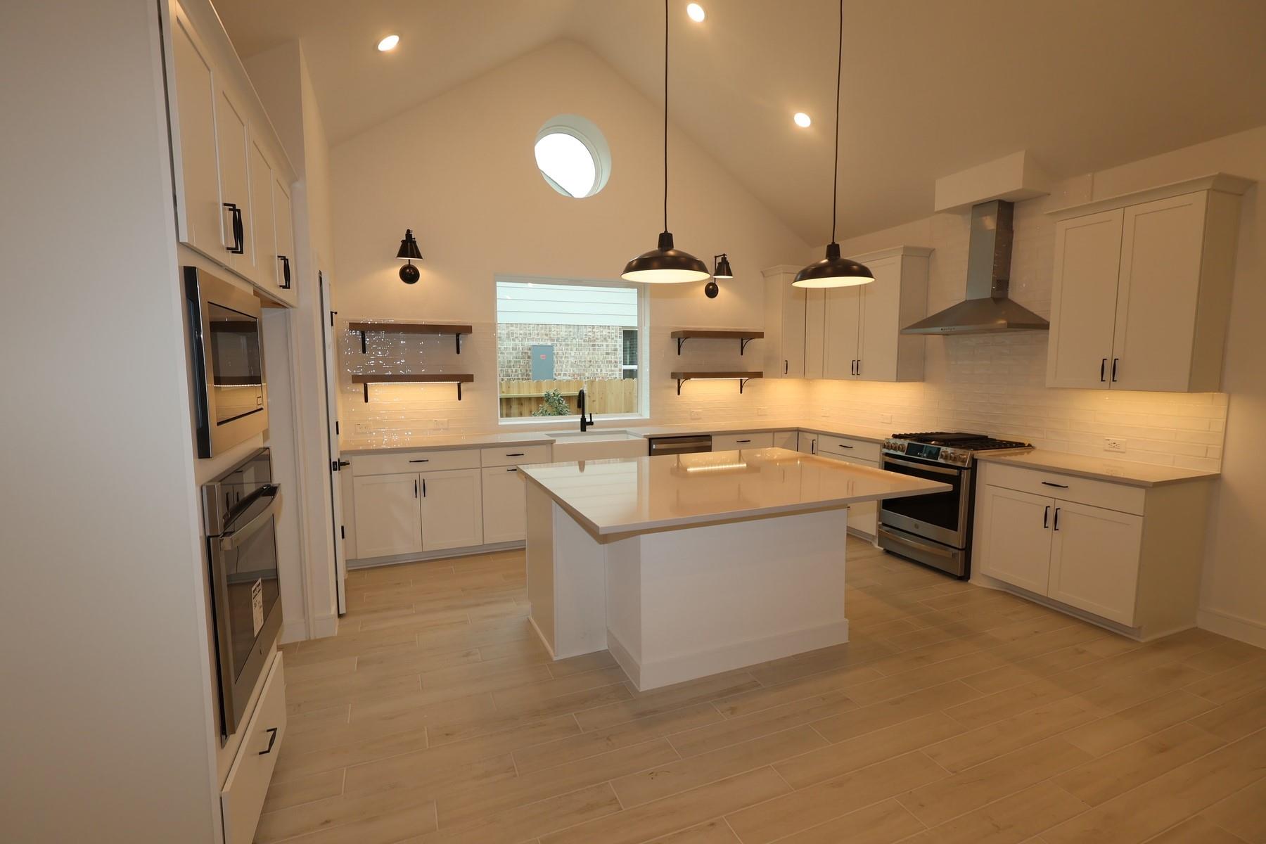 5415 Kingdom Heights Boulevard