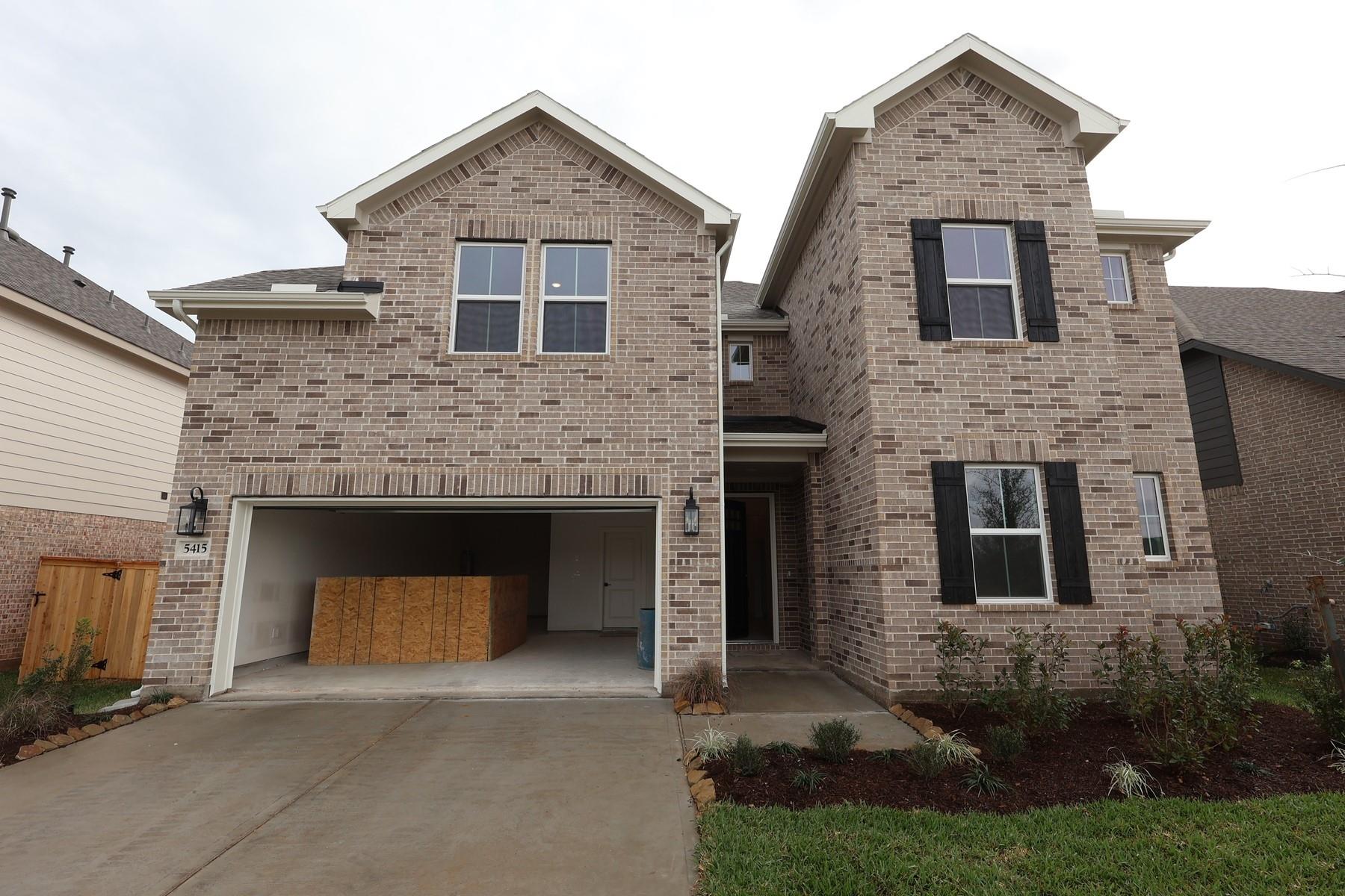 5415 Kingdom Heights Boulevard