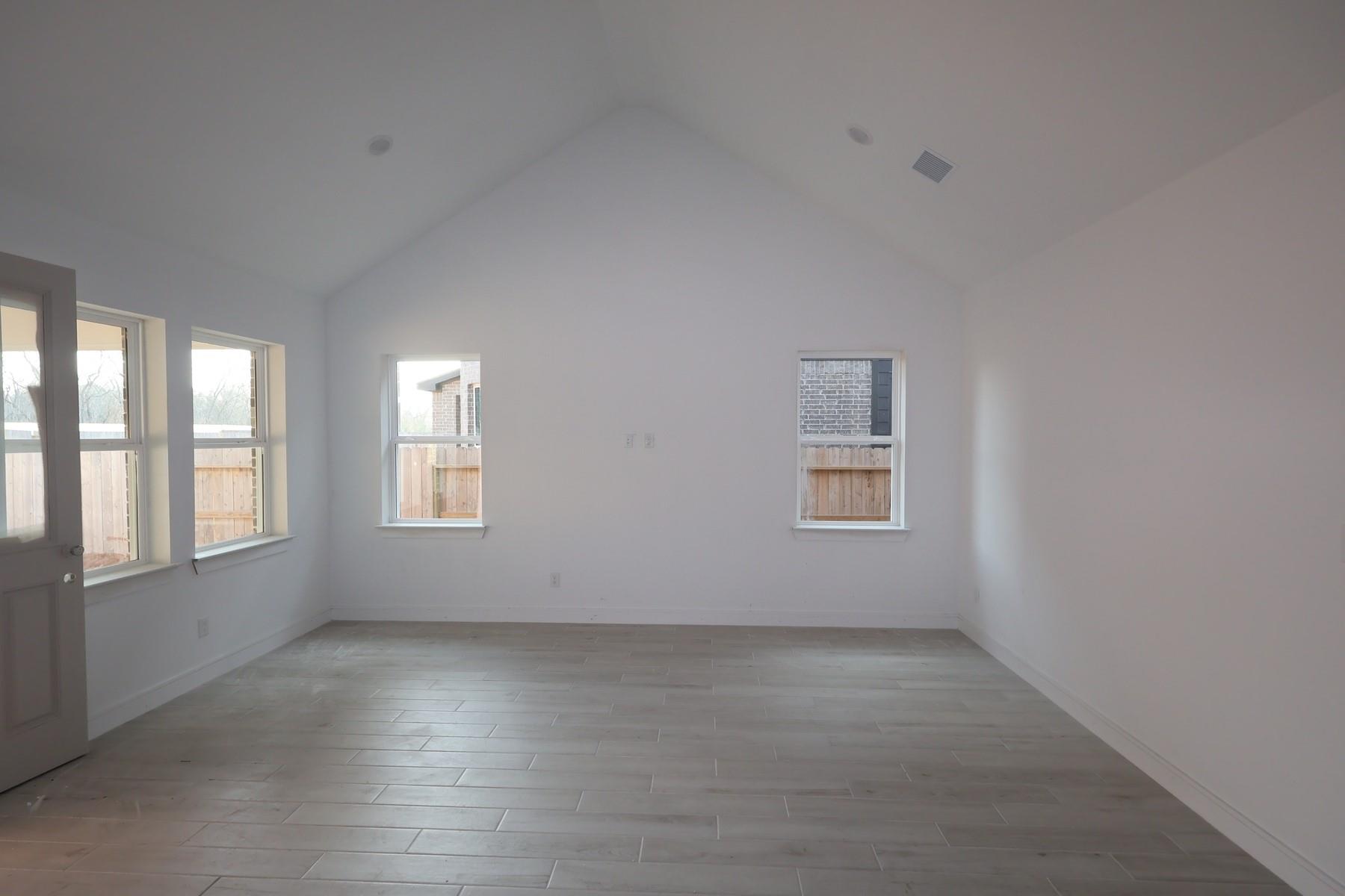 5415 Kingdom Heights Boulevard