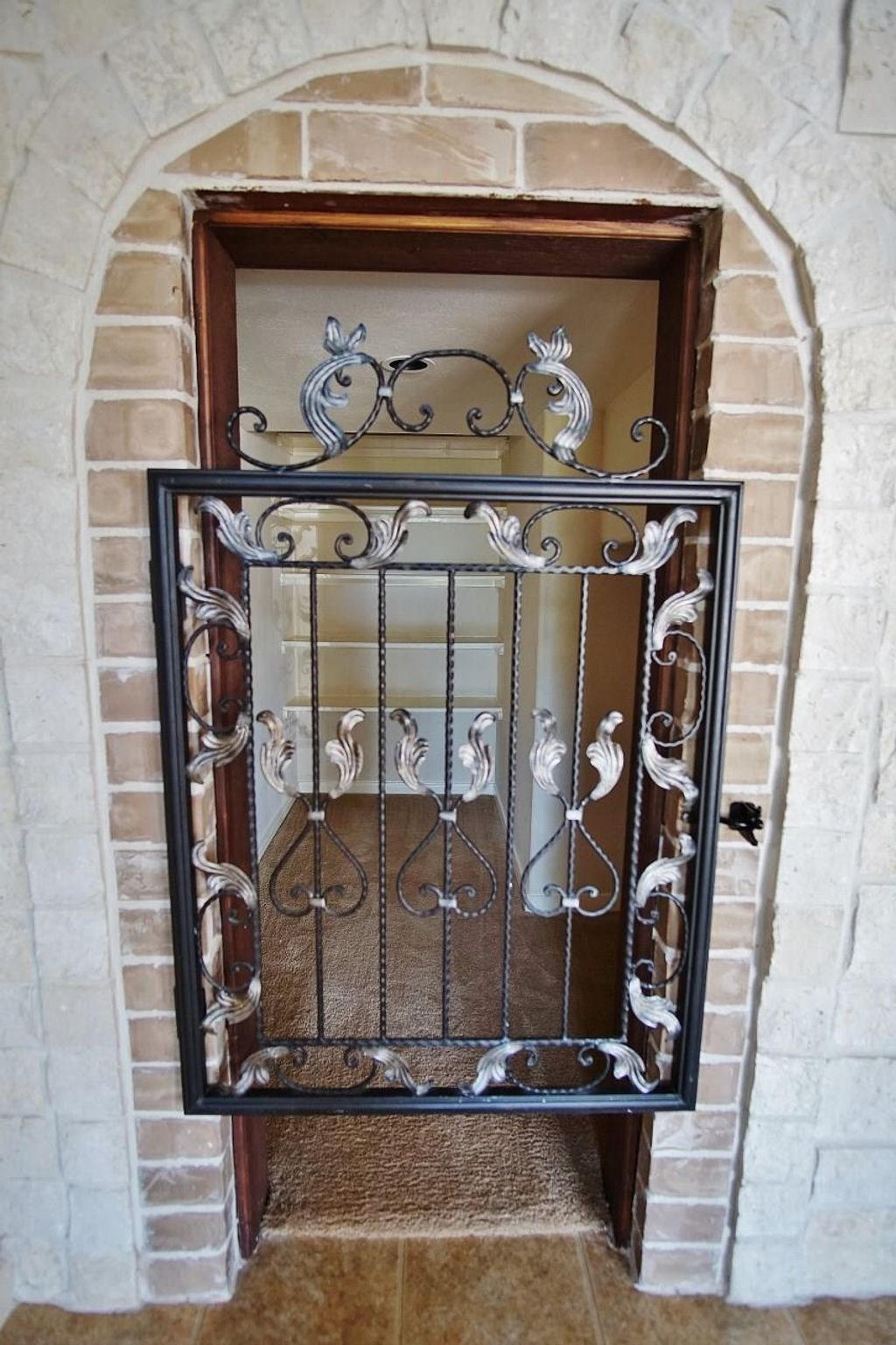 Photo of 13051 Iris Garden Lane, Houston, TX 77044 (MLS # 68854577)