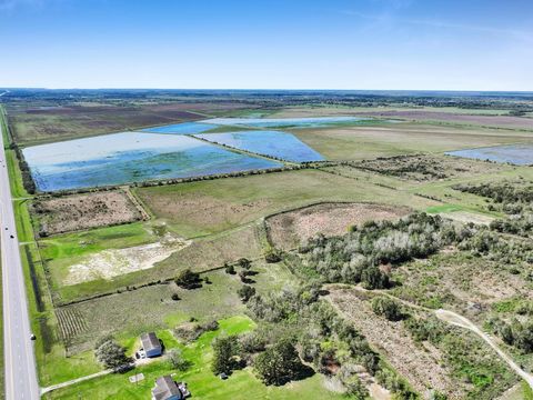 Vacant Land For Sale - 0000 Hwy 73<br/> Jefferson County, Hamshire, TX 77622