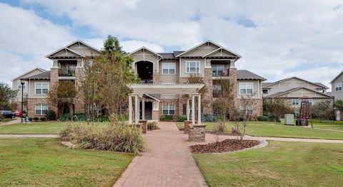 Photo of 1725 Harvey Mitchell Parkway S #2321, College Station, TX 77840 (MLS # 67177837)