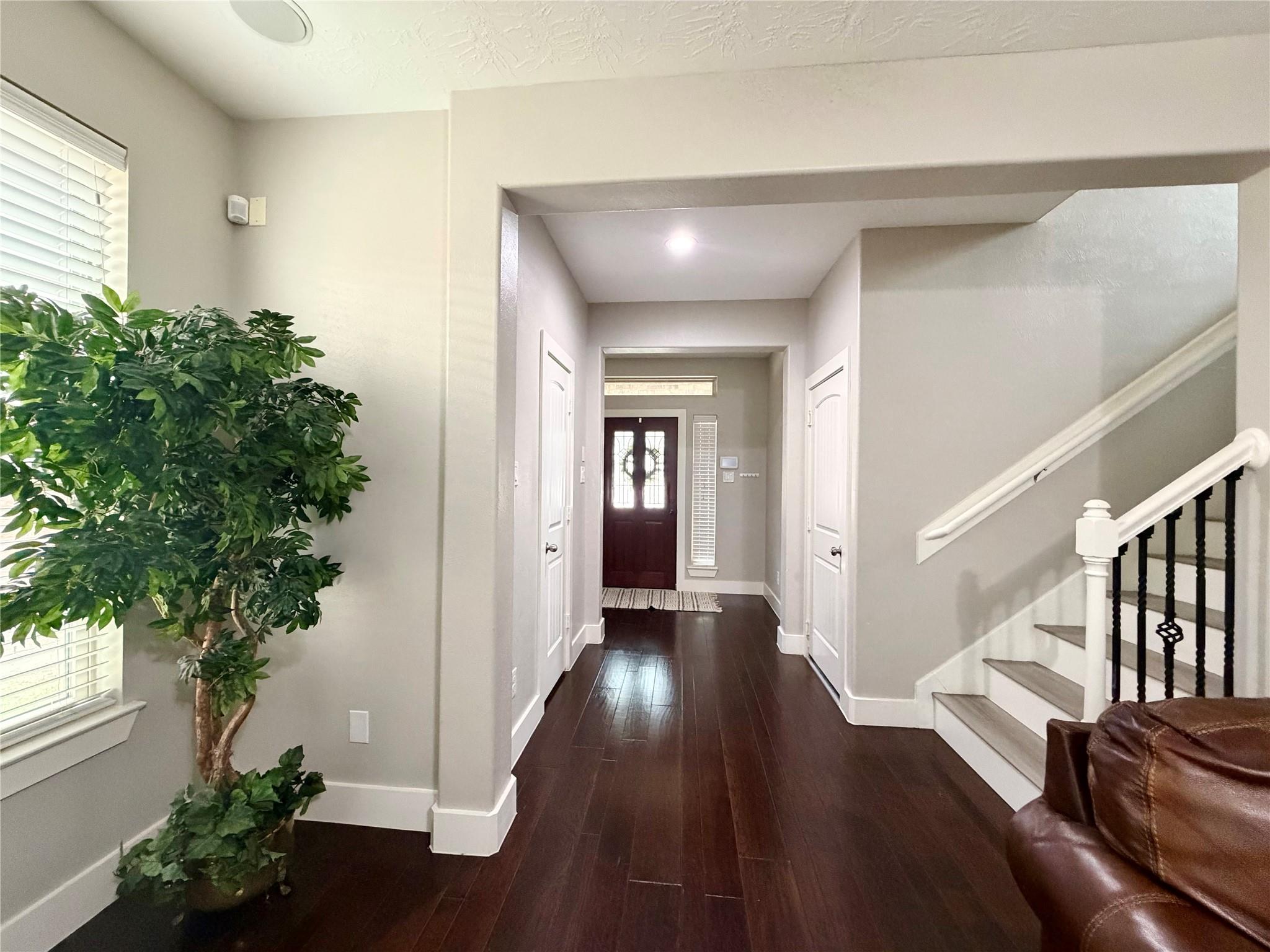 8121 E Pine Creek Bend