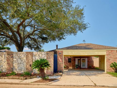 Photo of 8315 Terrace Wind Drive, Houston, TX 77040 (MLS # 18115534)