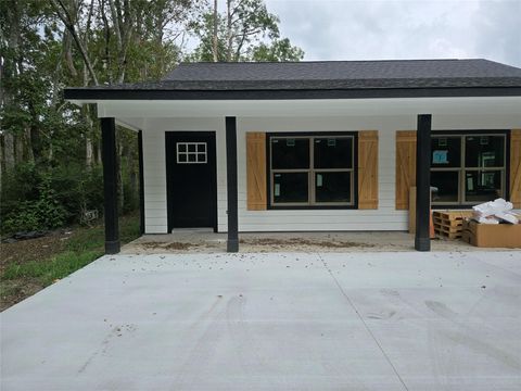 Tiny photo for 3514 Hunnicutt Street #B, Dayton, TX 77535 (MLS # 66458287)