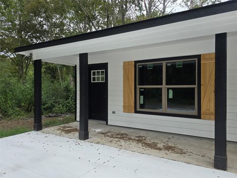 Tiny photo for 3514 Hunnicutt Street #B, Dayton, TX 77535 (MLS # 66458287)