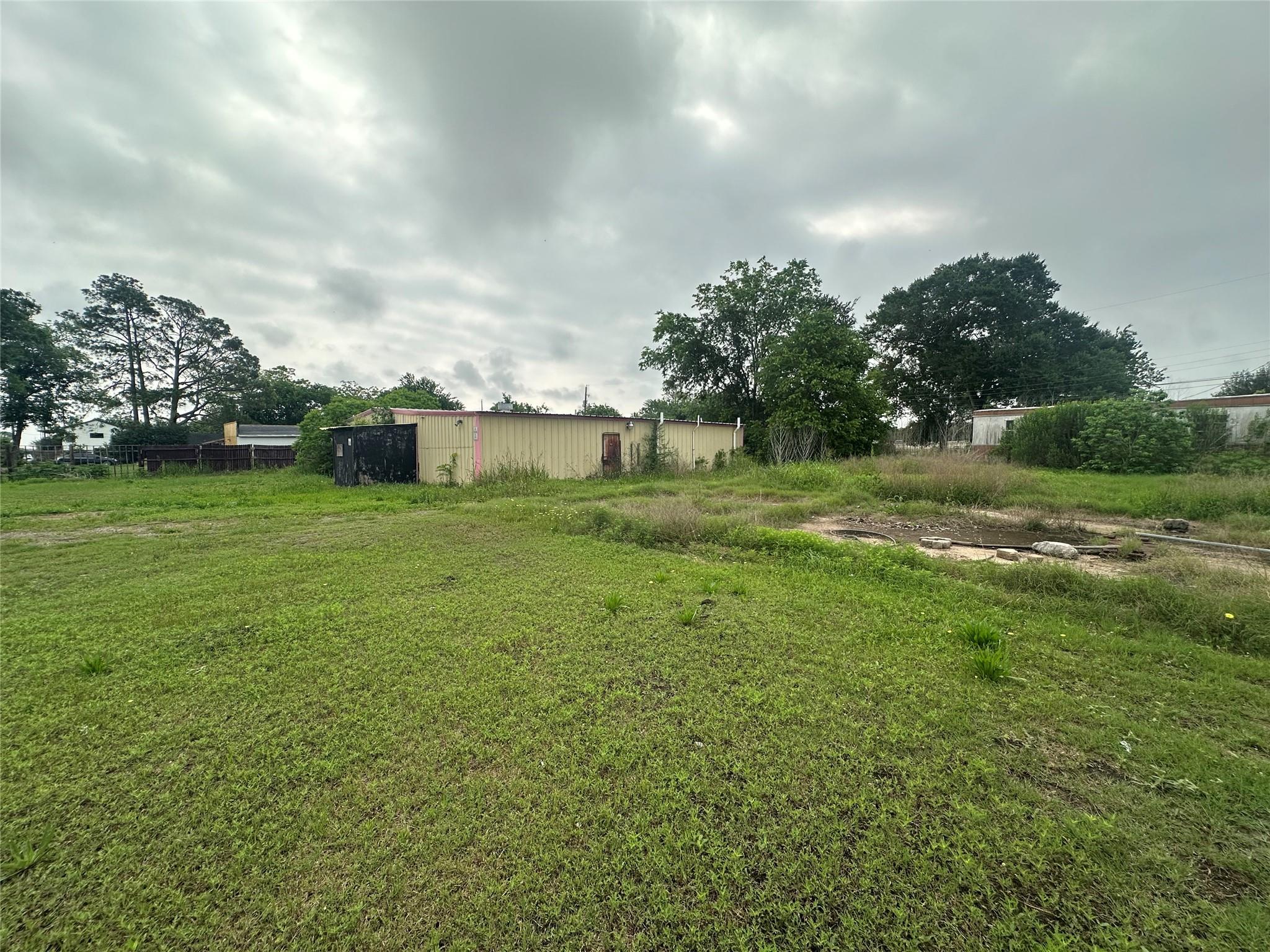 13241 Highway 59 Frontage Rd
