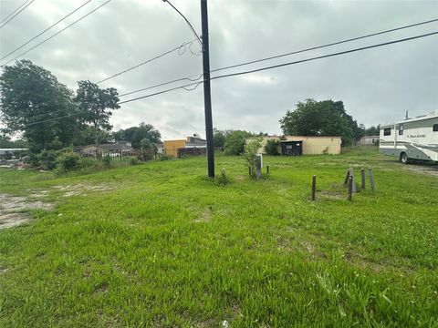 Photo of 13241 Highway 59 Frontage Rd, Kendleton, TX 77451 (MLS # 76493932)