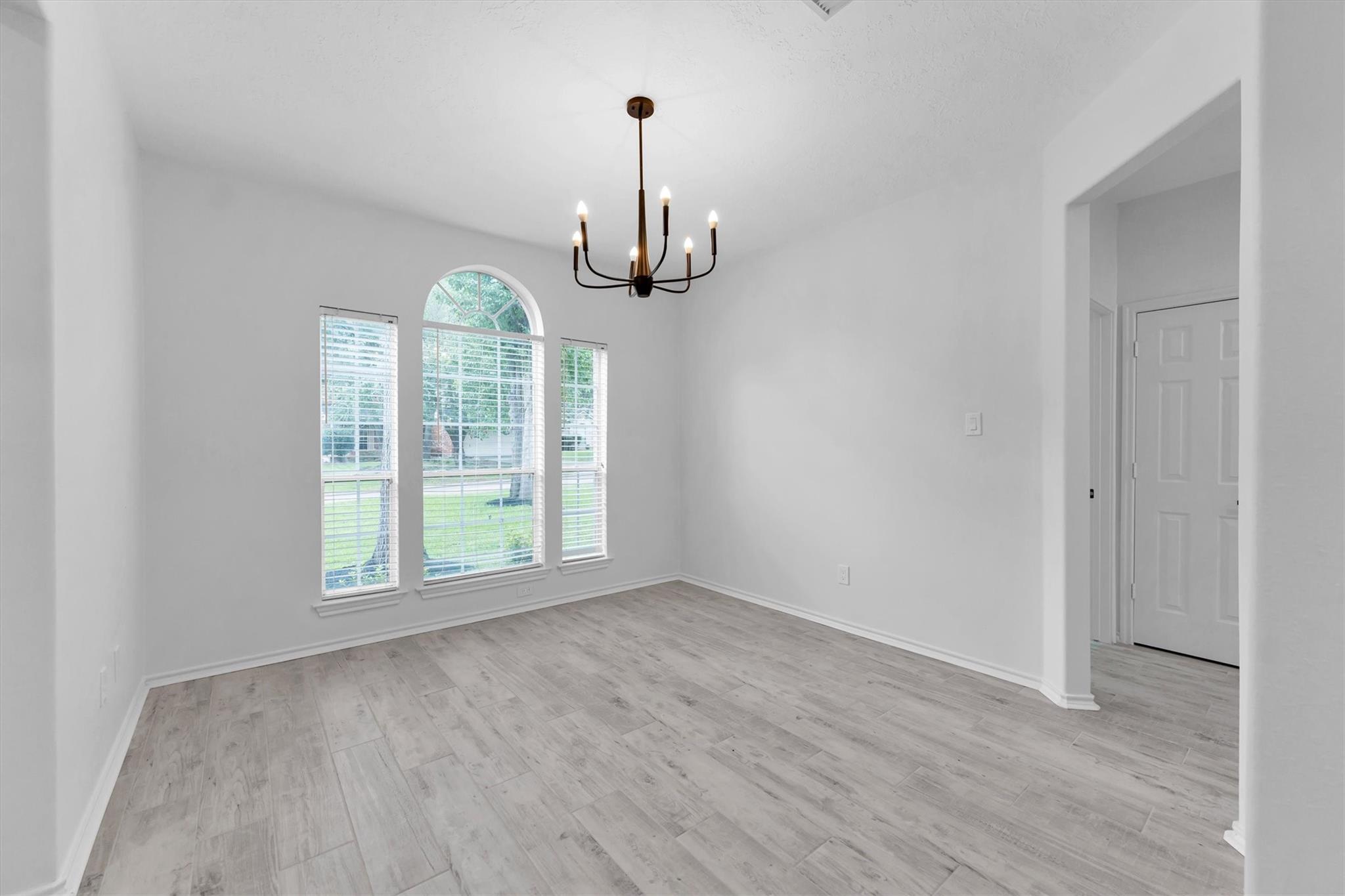 87 S Wynnoak Circle