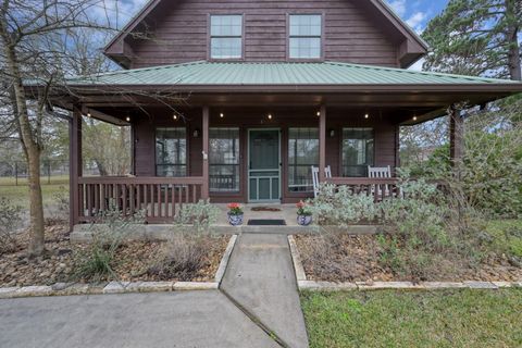 41 Hunters Creek Drive Huntsville TX 77340
