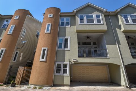 1141 W 24th Street B Houston TX 77008