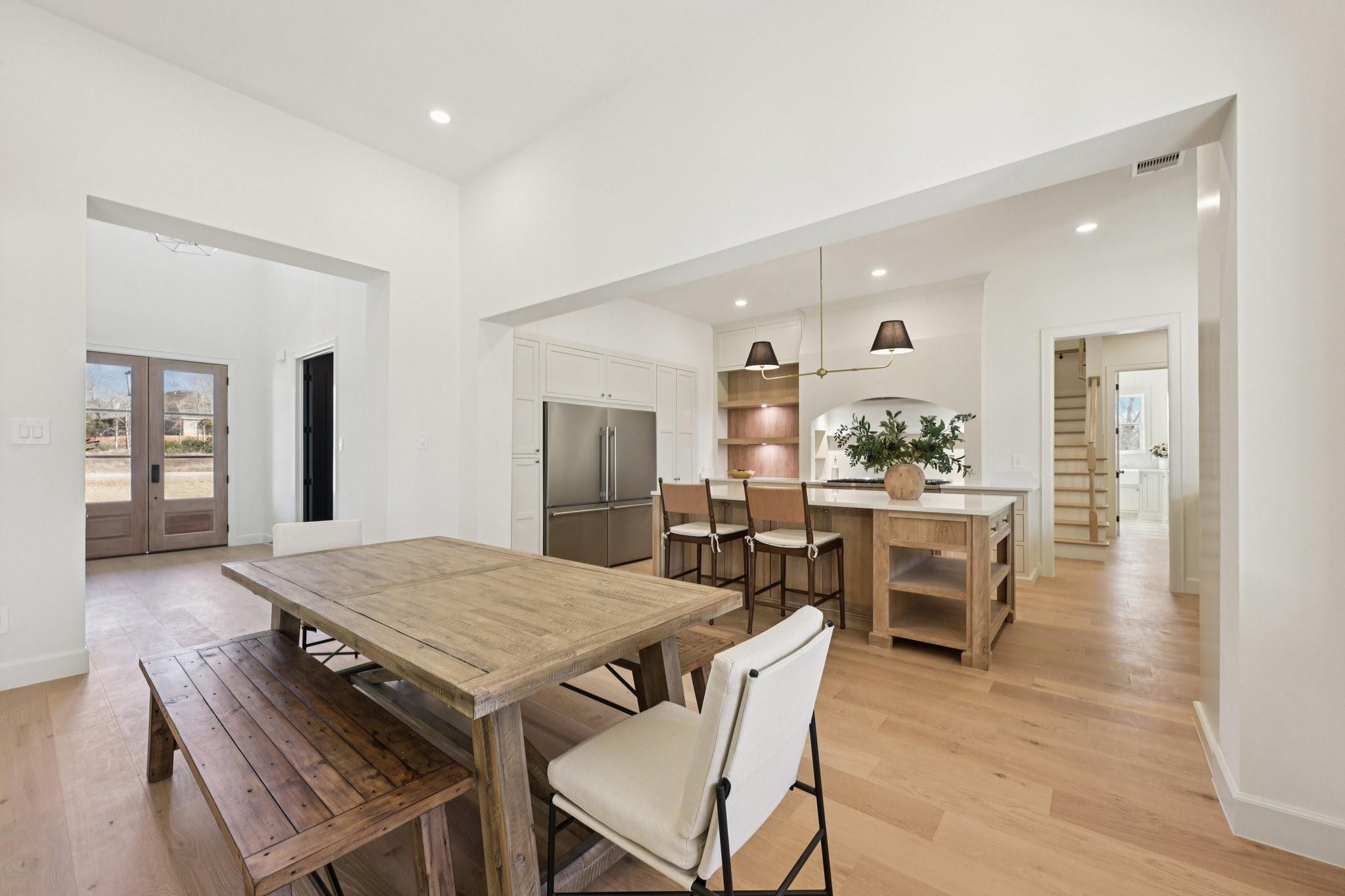 10248 Winding Branch