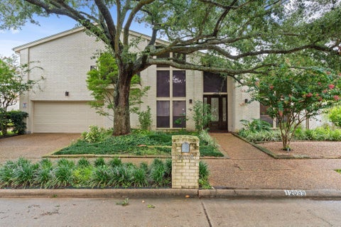 Photo of 12039 E Circle Drive, Houston, TX 77071 (MLS # 58295659)