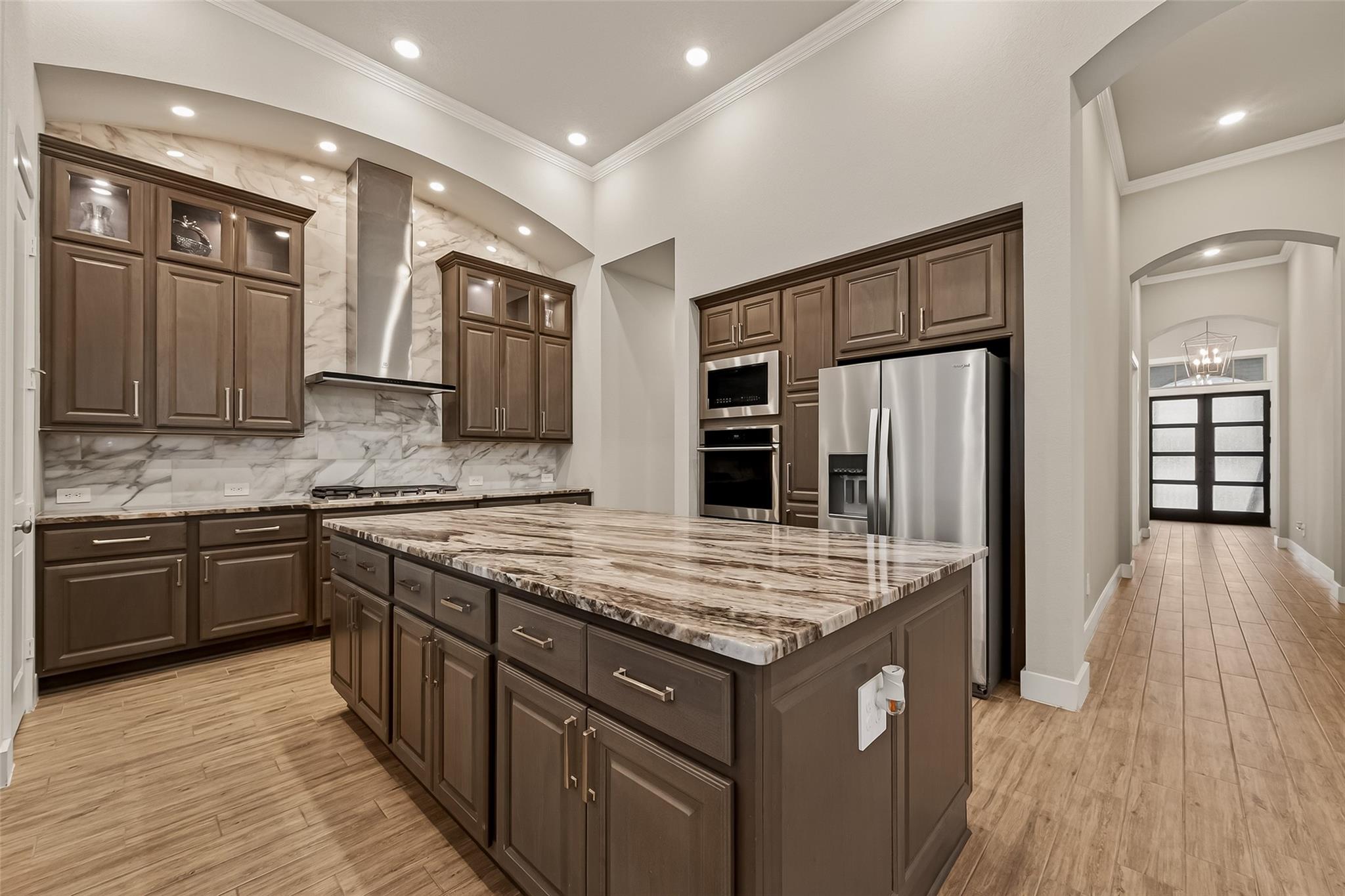 2407 Texas Orange Trail