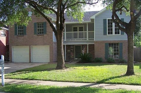 Homes For Sale - 3922 Club Valley Drive<br/> Houston, TX 77082