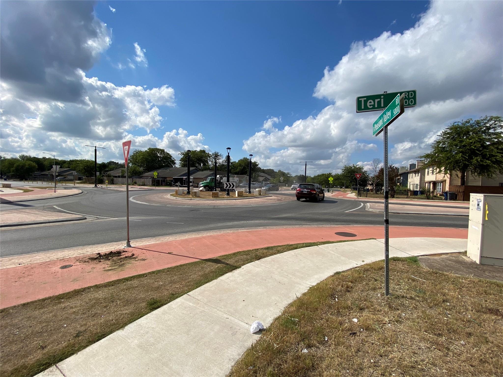 5004 S Pleasant Valley Rd