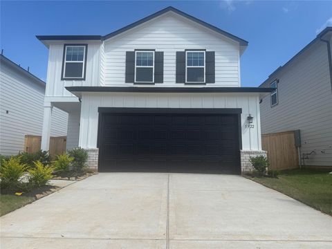 Photo of 5922 Mercer Street, Cut And Shoot, TX 77303 (MLS # 82264873)