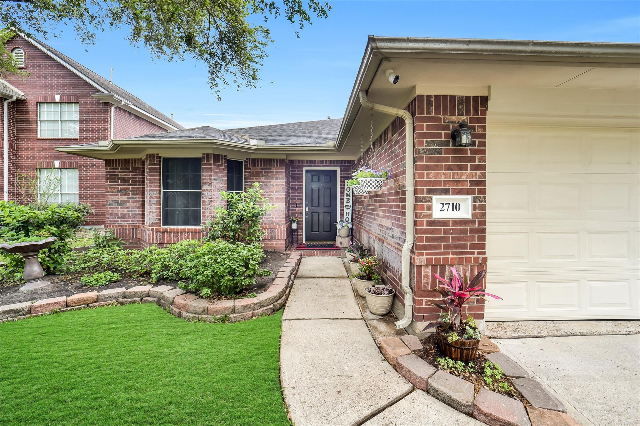 2710 Millers Falls Court