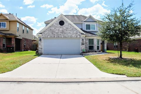 Photo of 12418 Greencanyon Drive, Houston, TX 77044 (MLS # 26091035)