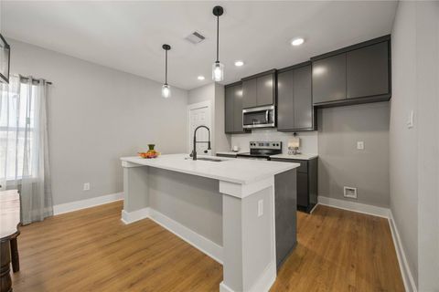 2201 Hailey Street Houston TX 77026