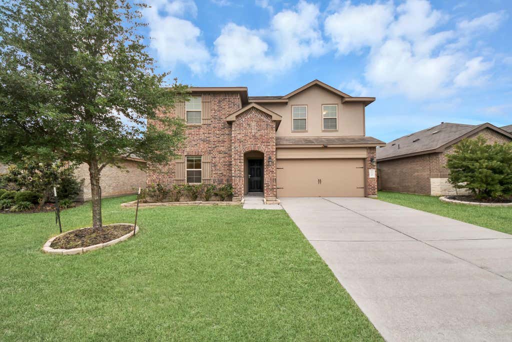 Photo of 5646 Pleasant Falls Drive, Richmond, TX 77407 (MLS # 23761451)