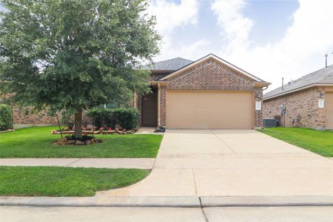 Photo of 24423 Raindrop Poppy Drive, Spring, TX 77373 (MLS # 46175395)