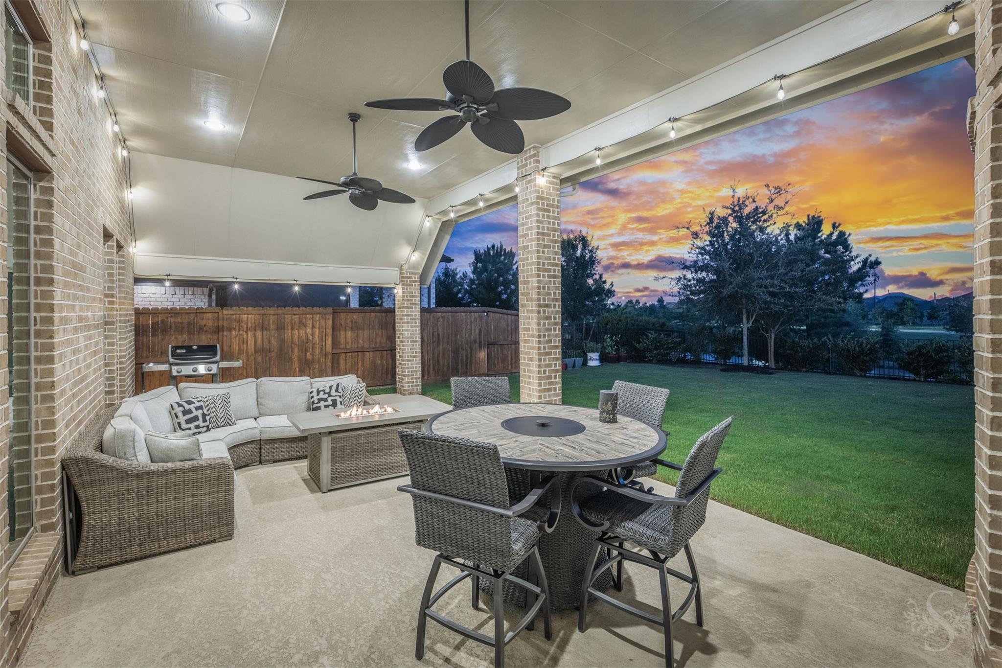 2206 Almond Creek Lane