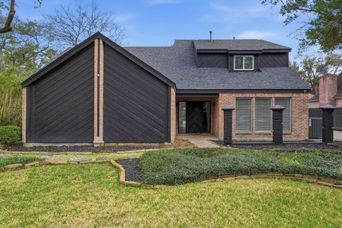 Photo of 1819 Big Horn Drive, Houston, TX 77090 (MLS # 83751386)