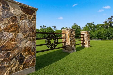 Photo of 8 Brahman Lane, New Waverly, TX 77358 (MLS # 55348525)