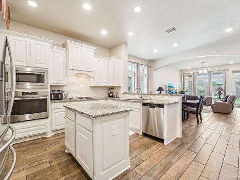 Photo of 29126 Brooks Valley Drive, Fulshear, TX 77441 (MLS # 93615086)