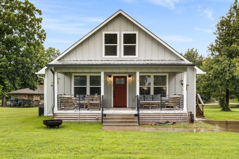 Photo of 1345 Indian Hill Boulevard, Livingston, TX 77351 (MLS # 74452772)