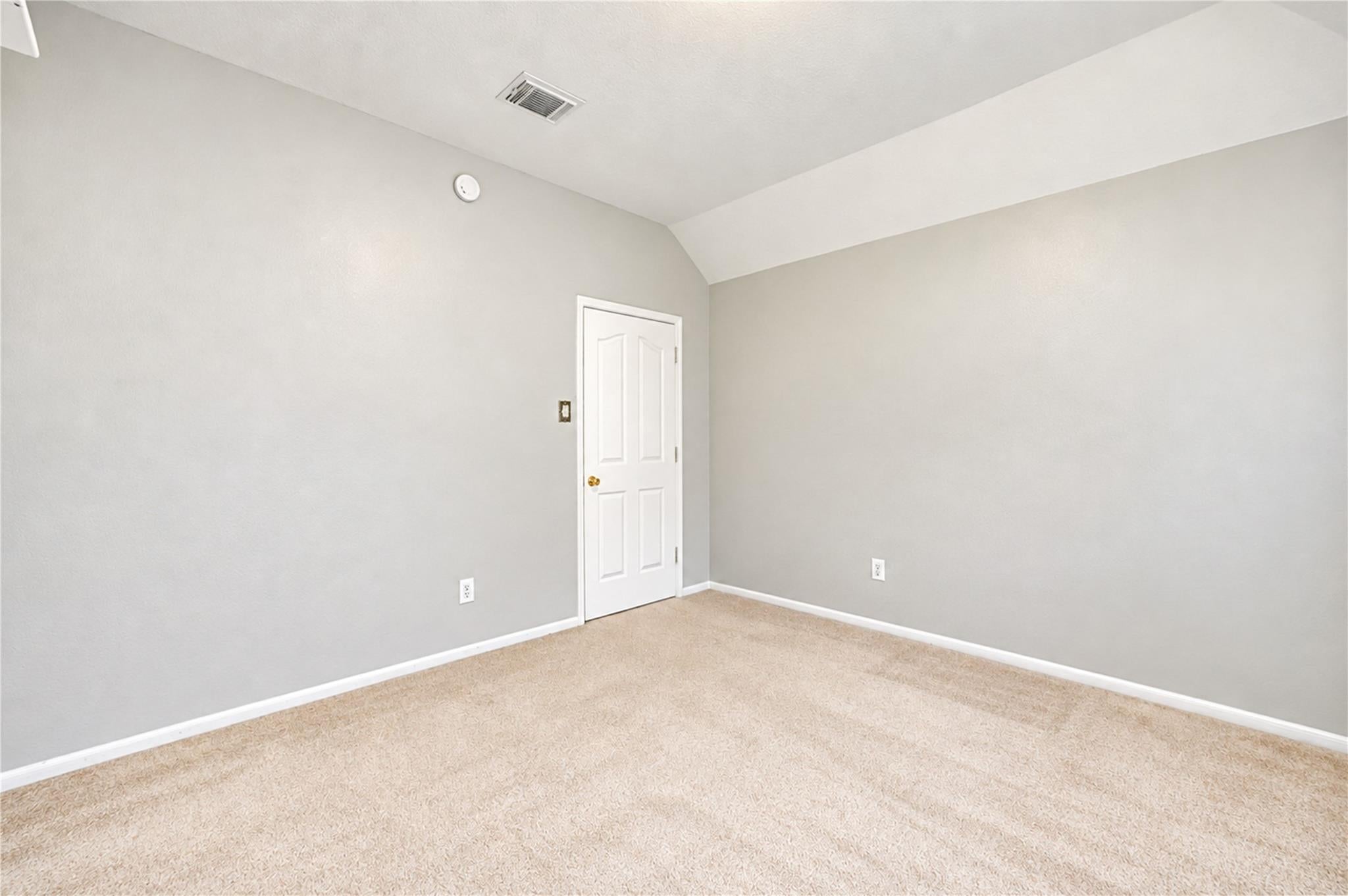 1719 Emma Cove Court