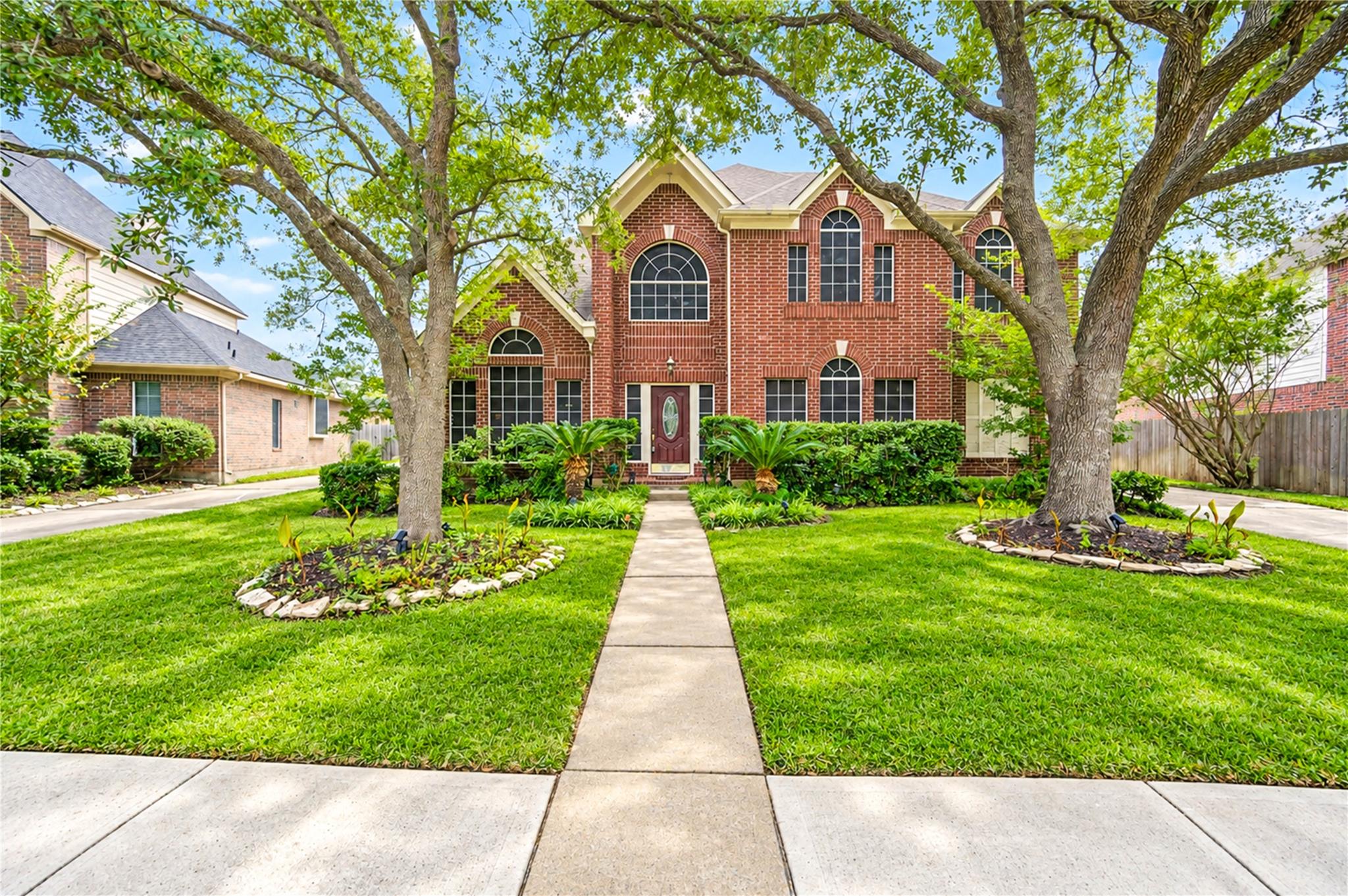 1719 Emma Cove Court