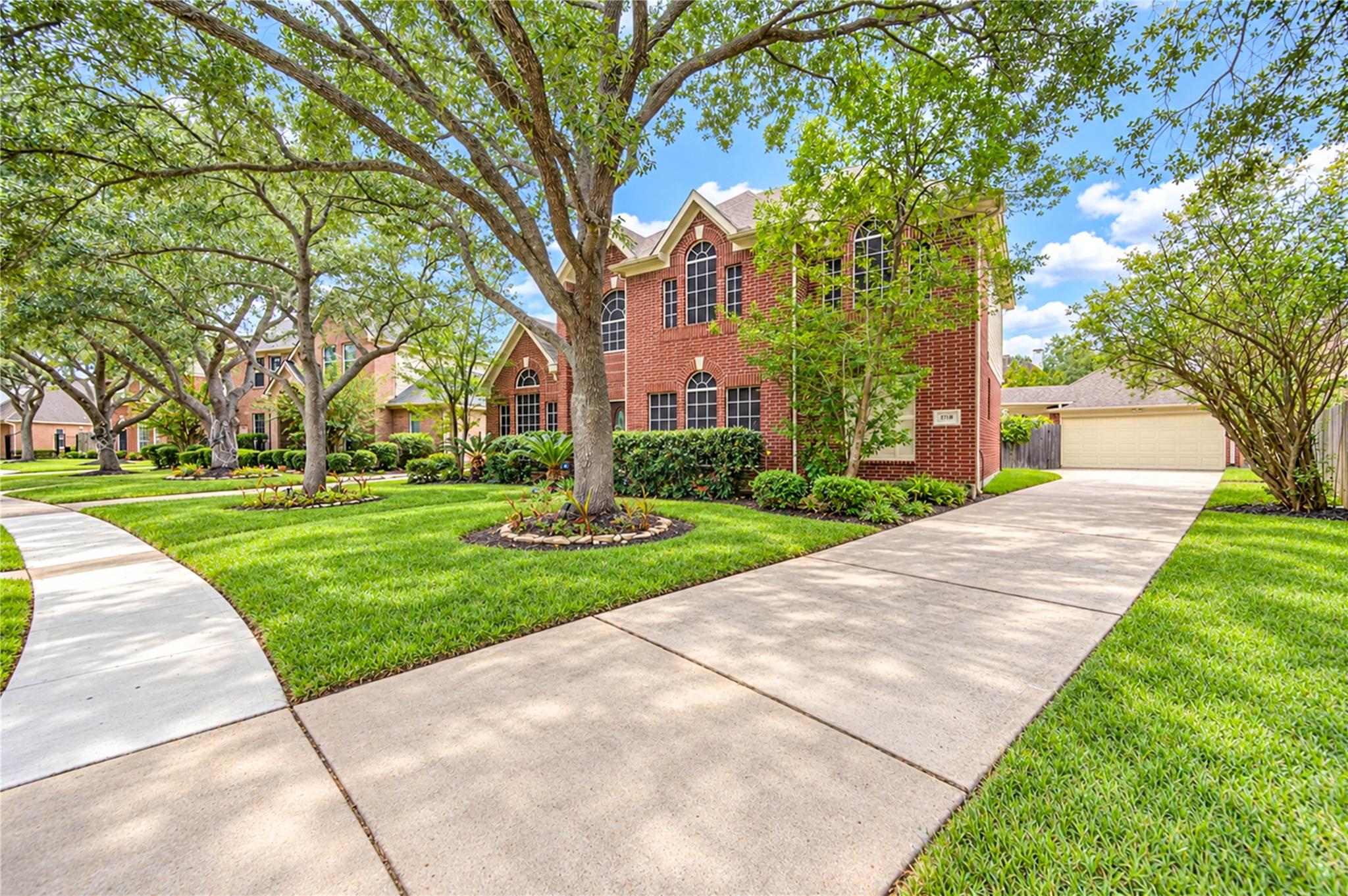 1719 Emma Cove Court