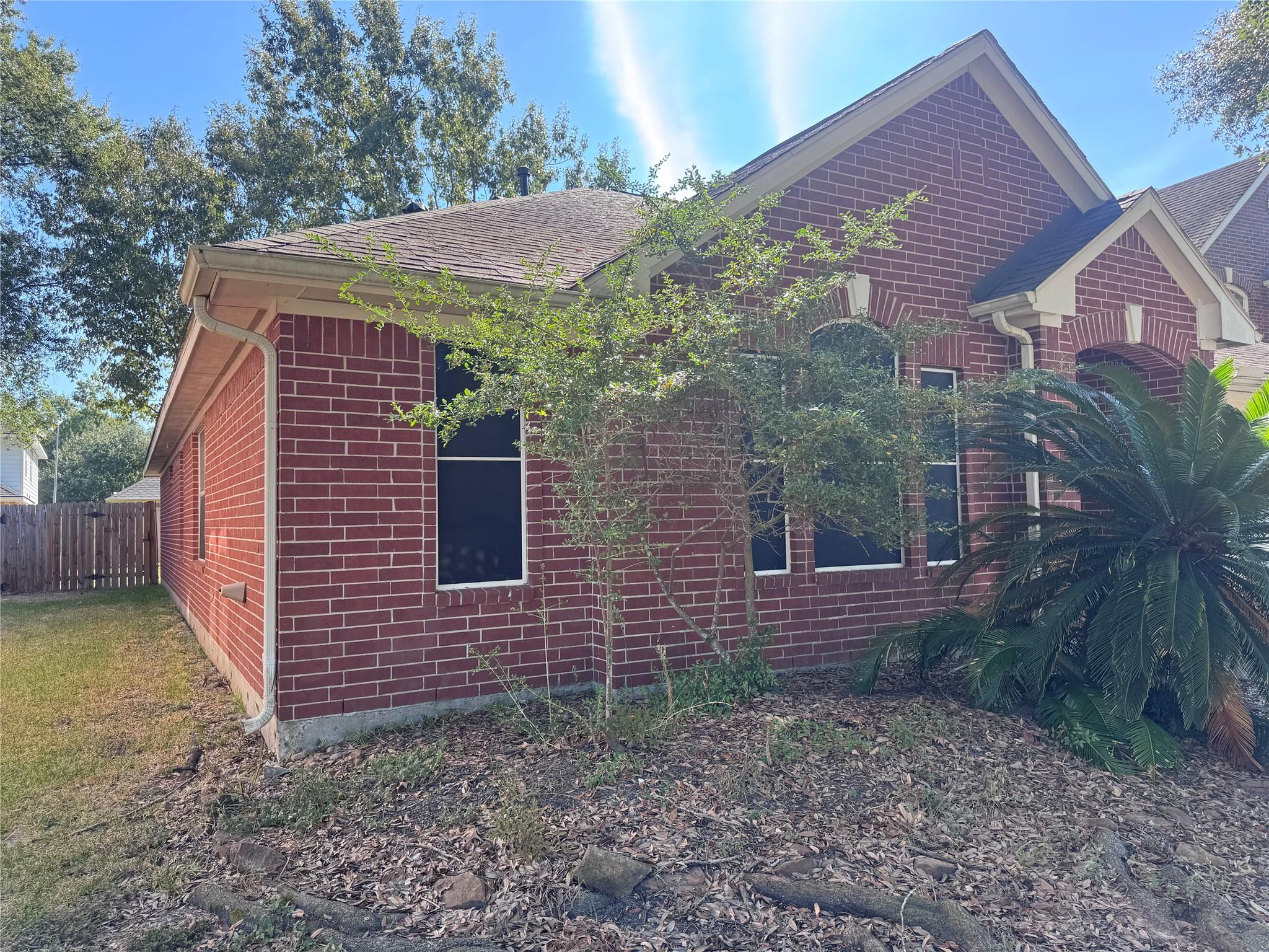 18422 Wolf Creek Trail