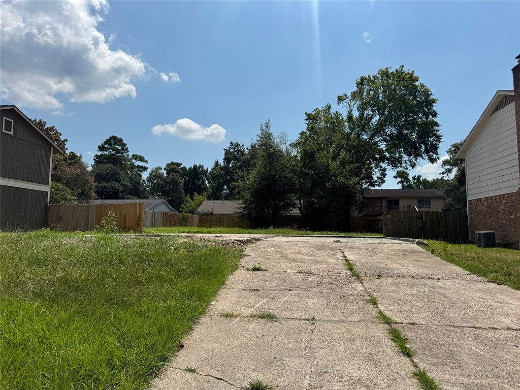 Photo of 3034 Sycamore Springs Drive, Houston, TX 77339 (MLS # 16790877)