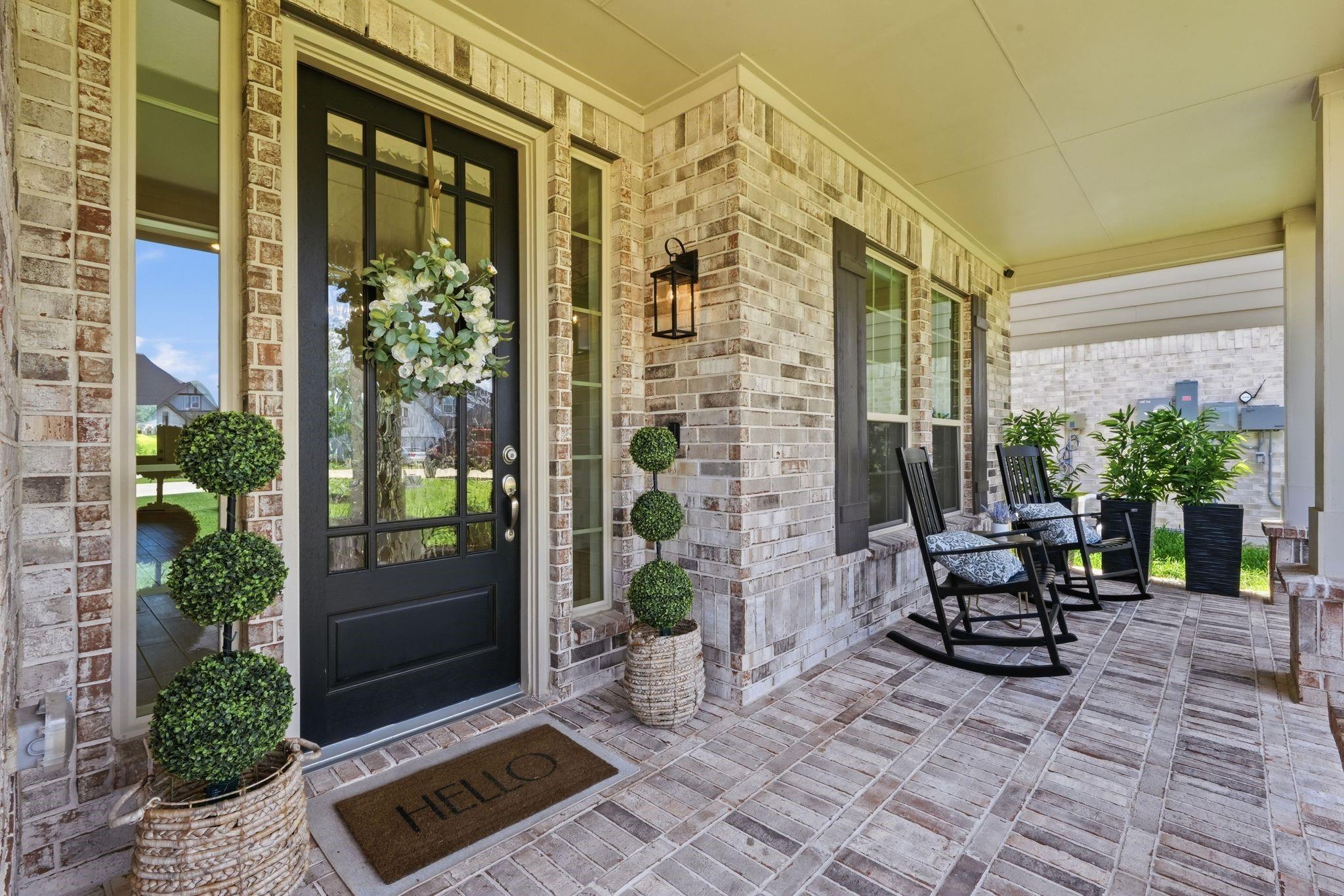 208 Peninsula Point Drive