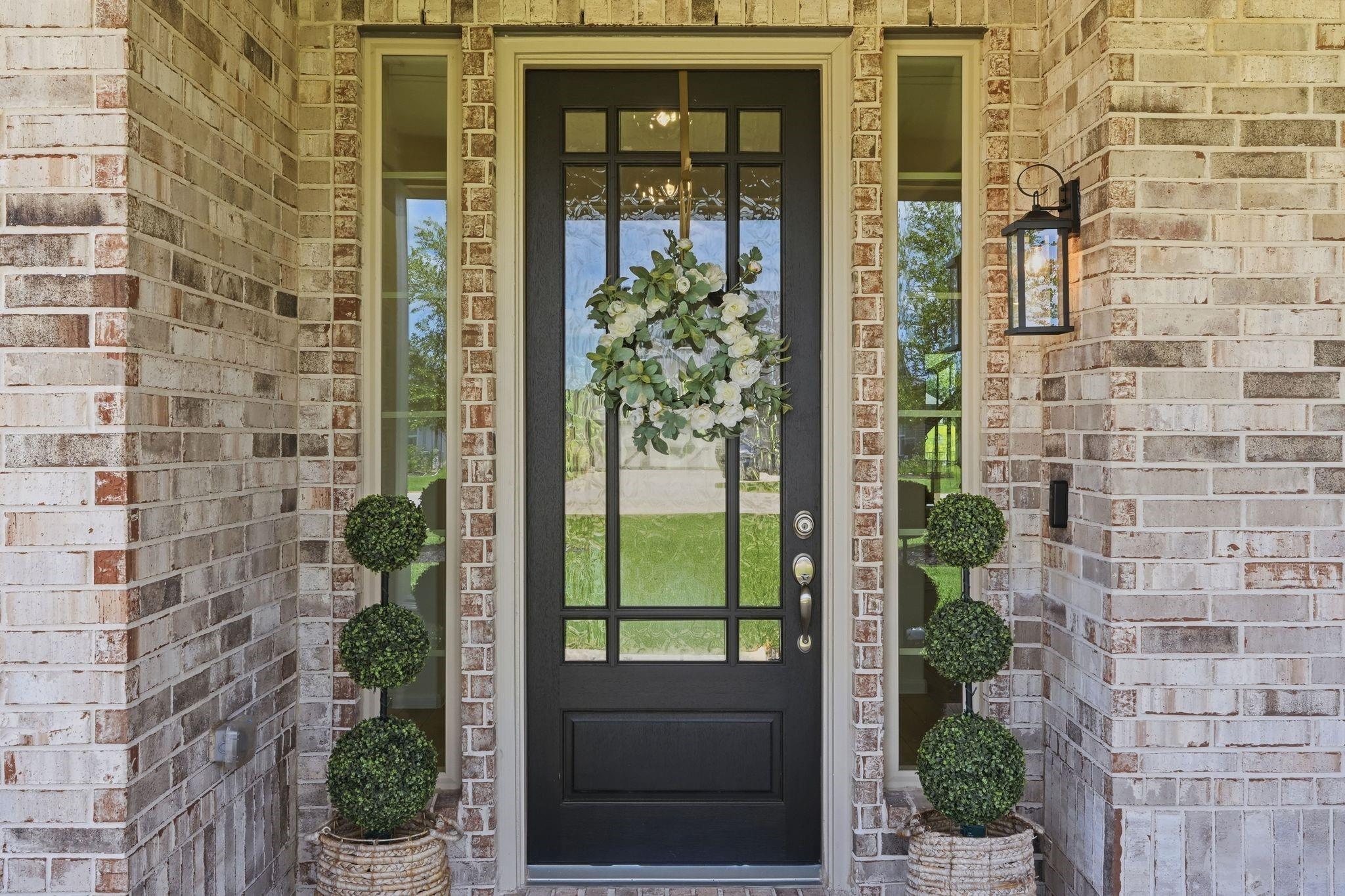 208 Peninsula Point Drive